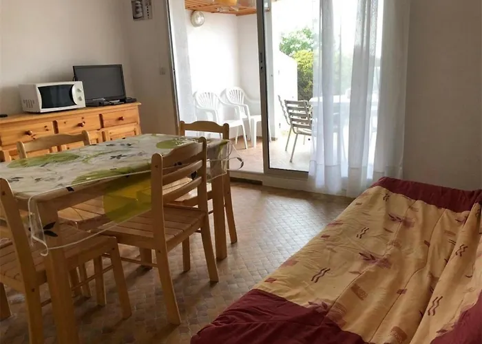 Magnifique T2 En Bord De Mer, 4 Couchages, Terrasse, Parking, A Pied, Proche Commerces Et Aqualand - Fr-1-81-56 * Leucate