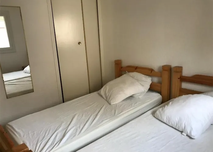 아파트 Magnifique T2 En Bord De Mer, 4 Couchages, Terrasse, Parking, A Pied, Proche Commerces Et Aqualand - Fr-1-81-56 *