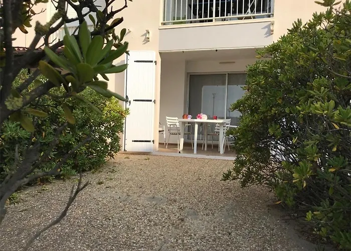 Magnifique T2 En Bord De Mer, 4 Couchages, Terrasse, Parking, A Pied, Proche Commerces Et Aqualand - Fr-1-81-56 * 루케이트